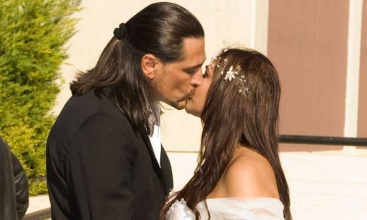 Τα... σύνορα αγάπης και in real life