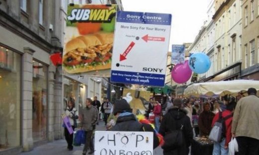 Στο στόχαστρο οι παράνομες διαφημιστικές πινακίδες