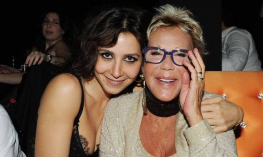 Ρεβεγίον στο studio θα κάνει η Ζωή Λάσκαρη