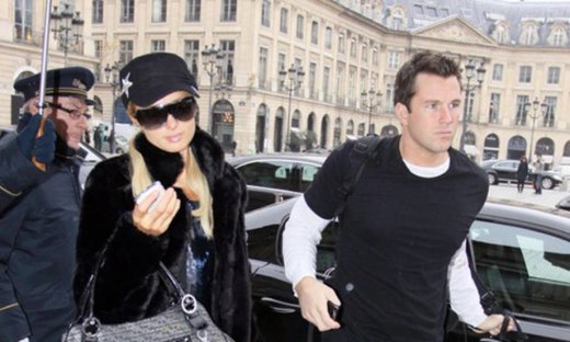 Στο Παρίσι για ψώνια η Hilton