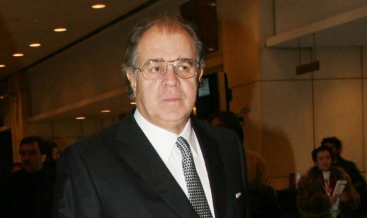 Επιστρέφει δριμύτερος…