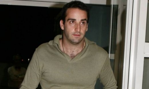 Χάρης Βαφειάς: Θρίλερ με το νησί που αγόρασε