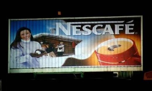 "Mάχη" υπαίθριας διαφήμισης