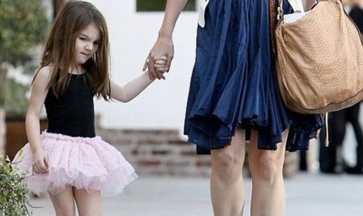 Ξυπόλητη στα ψώνια και το μπαλέτο