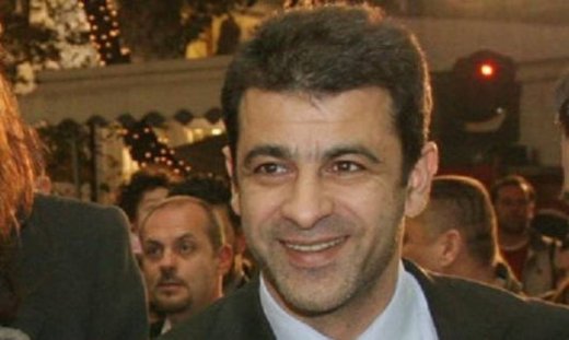 Επενδύει σε νέα καταστήματα παρά την κρίση ο Χατζηιωάννου