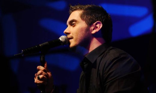 Συναυλίες στην Ευρώπη ξεκινά ο Μιχάλης Χατζηγιάννης