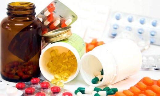 Οι παρανομίες της κυβέρνησης στα μέτρα για τα φάρμακα