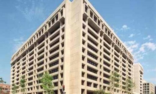 H Ελλάδα μπαίνει σε λίγο... στο ΔΝΤ