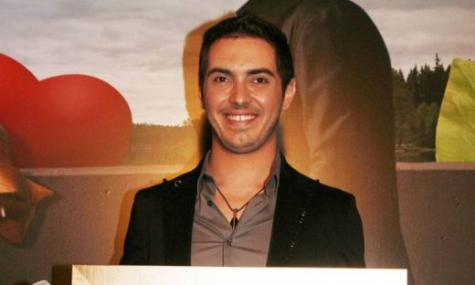 Ανακαίνιση που αγγίζει τα 150 χιλ. Ευρώ κάνει ο Χατζηγιάννης στο σπίτι του στην Πάρο