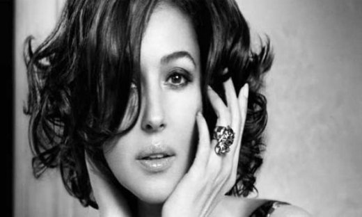 Μπελούτσι: 'Εξαλλη με τους 'Ελληνες ελεγκτές του ΣΔΟΕ