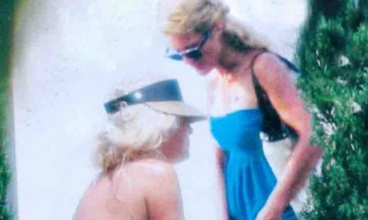 Μενεγάκη-Θεοδωρίδου: Διακοπές στην Πύλο