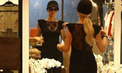 Ντύθηκε για ιππασία, βγήκε για ψώνια