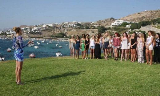 Video: Βίκυ Καγιά: Ήρθε στα χέρια με παίκτρια του Next Top Model