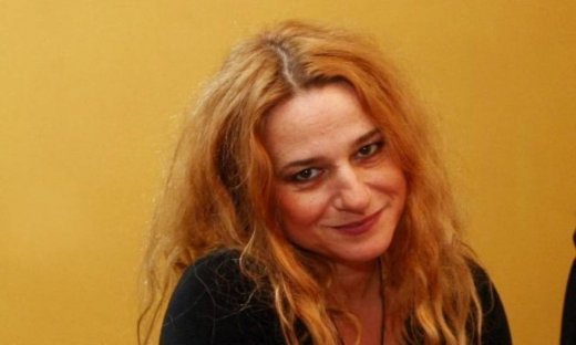 Ευανθία Ρεμπούτσικα: “Υπάρχει μια παρακμή”