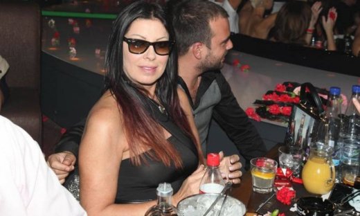 Που νυχτοπερπάτησε η Άντζελα Δημητρίου;