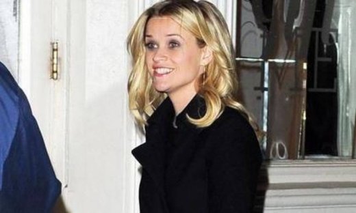 Η Reese Witherspoon βγήκε για ψώνια