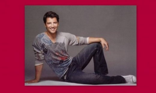 Ο Σάκης Ρουβάς τώρα και σε… εσώρουχα!