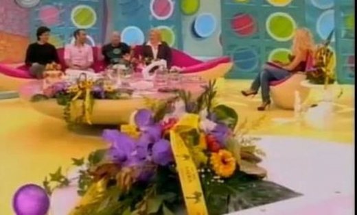 Video: Νίκος Μουτσινάς: Παραιτήθηκε από τον "Καφέ με την Ελένη"