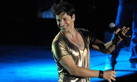 Video: Σάκης Ρουβάς: Πήρε εξιτήριο από το νοσοκομείο