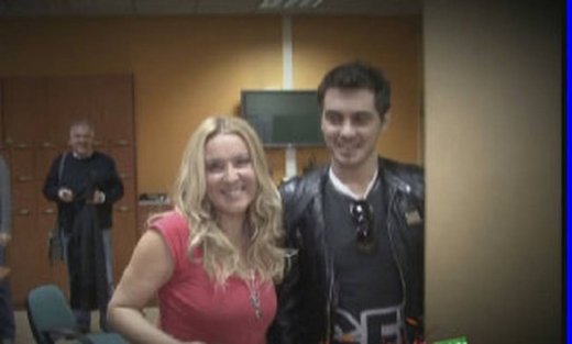 Video: Στα παρασκήνια της συνέντευξης του Χατζηγιάννη από τη Ναταλία Γερμανού