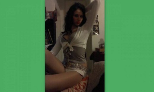 Δείτε τη Bούλα Βαβάτση σε προσωπικές hot φωτογραφίες