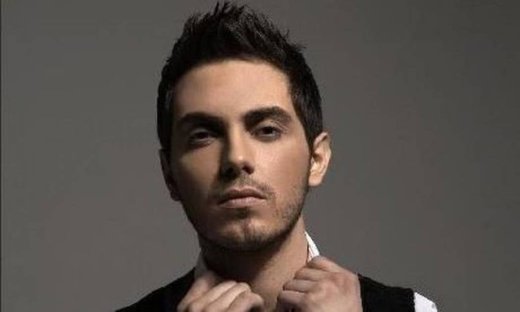 Ο Μιχάλης Χατζηγιάννης, οι γυναίκες και η… βεράντα!