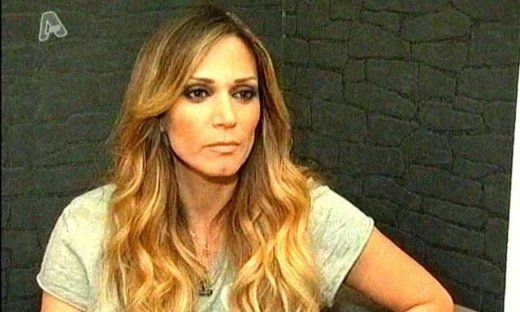 Έλλη Κοκκίνου: «Δεν μου αρέσει να προκαλώ. Αν είμαι με τον 22άχρονο θα φανεί»