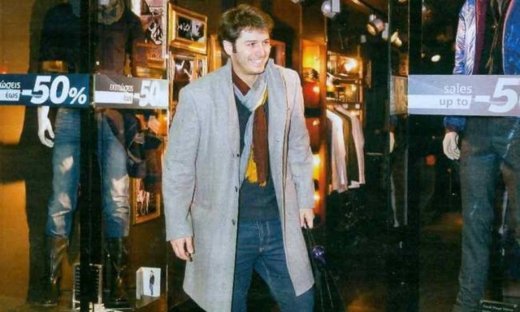 Αλέξανδρος Μπουρδούμης: Βόλτα για αγορές στην Πάτρα