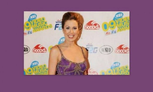 Ευγενία Μανωλίδου: «Καθημερινά καταβάλλω προσπάθειες να με… αγαπάω»