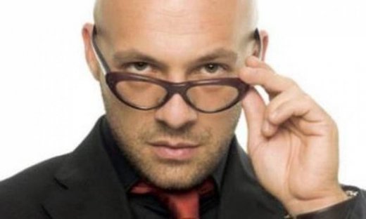 Νίκος Μουτσινάς: Παλιά μου τέχνη κόσκινο