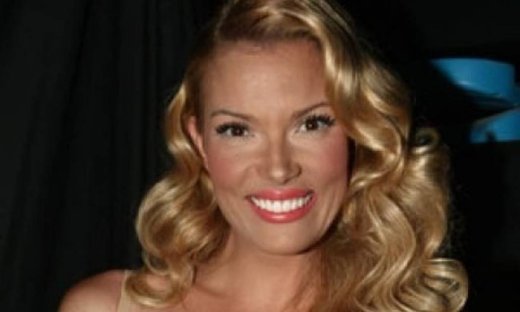 Η Καγιά στο Λονδίνο