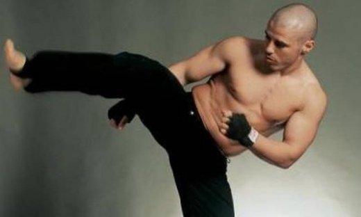 Μιχάλης Ζαμπίδης: «Ο γάμος είναι σαν νοκ άουτ»