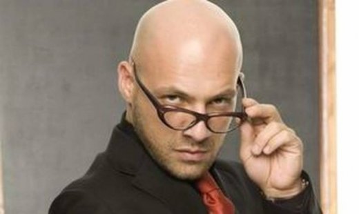 Νίκος Μουτσινάς: «Δεν μπορώ την μιζέρια και την θλίψη»