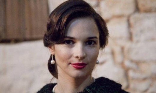 «Νησί»: Η ζηλιάρα Άννα δεν πάει στον αρραβώνα της αδελφής της