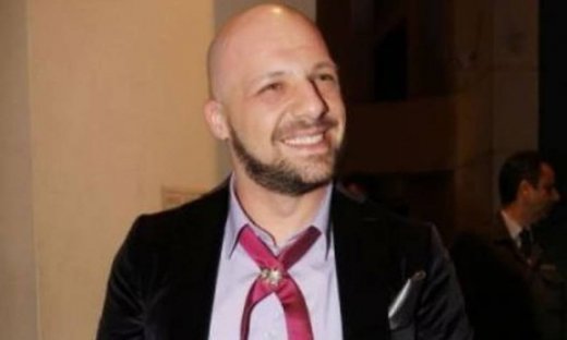 VIDEO: Νίκος Μουτσινάς: «Την Μανωλίδου την αγαπήσαμε σχεδόν γυμνή»