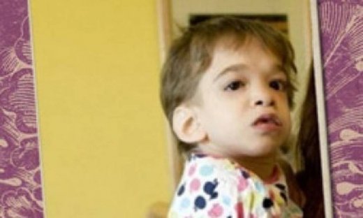 Πόσο χρονών είναι αυτό το μωρό;