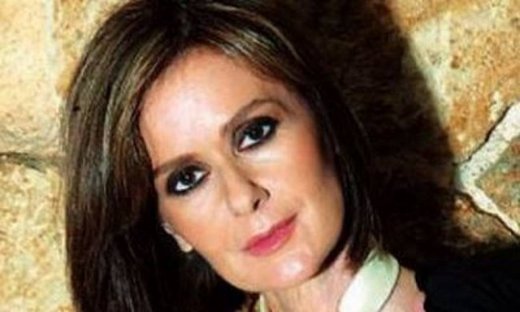 Μια κωμωδία για την Κάτια Δανδουλάκη