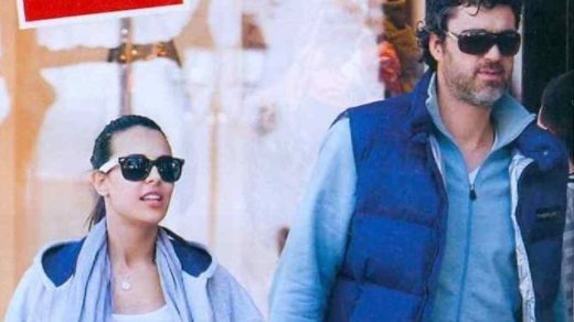 Λαφαζάνη-Οικονόμου: Στην Κηφισιά για τα τελευταία ψώνια πριν την γέννα