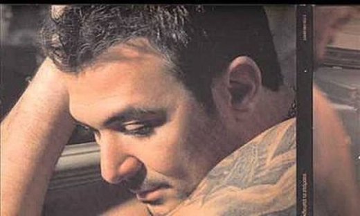 Ο Αντώνης Ρέμος στην… Αφρική