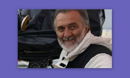 Τι παρακολουθεί στην Tv  ο Γιάννης Σμαραγδής;