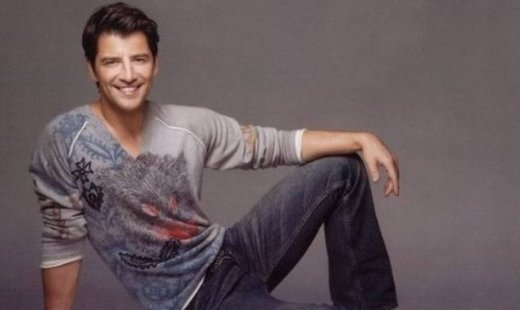 Σάκης Ρουβάς: «Το πάθος για μένα είναι ενέργεια»