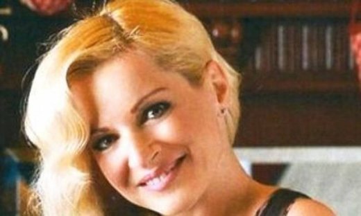 Μαρία Μπεκατώρου: Απόδραση στην Αίγινα