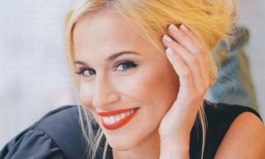 Νάντια Μπουλέ: «Οι γονείς μου θα ήταν ευτυχισμένοι αν άφηνα την τηλεόραση και έφευγα για μεταπτυχιακό»