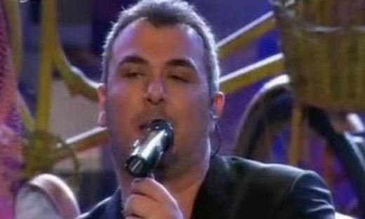 Video: Ο Ρέμος ζήτησε την Μαλού στο σχήμα του