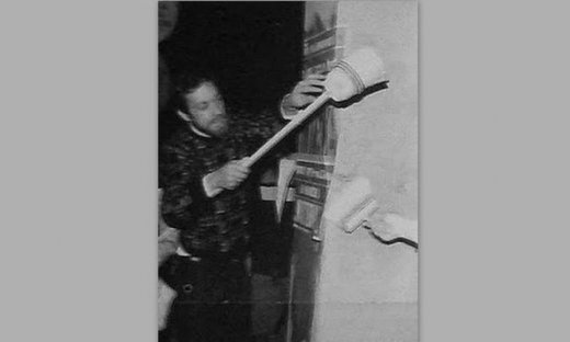 Flashback: Αφισοκολλητής και αργότερα πολιτικός