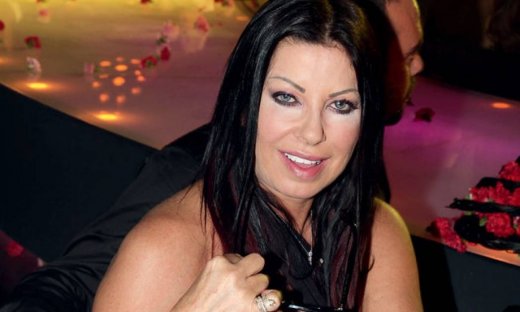 Άντζελα Δημητρίου: «Θέλω ντουέτο με την Lady Gaga»