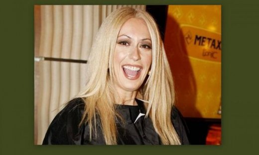 Η Μαρία Μπακοδήμου ξεκίνησε καινούρια μόδα