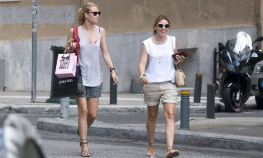 Τα ψώνια της Βίκυς Καγιά στο Κολωνάκι! (φωτό)