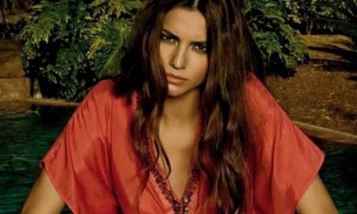 Ηλιάνα Παπαγεωργίου: Η Star Hellas άνοιξε μαγαζί με ρούχα στην Πάτρα