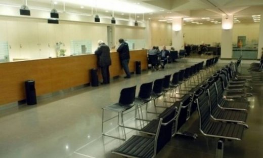 Φορολογικός κλοιός για 30.000 Έλληνες με καταθέσεις στο εξωτερικό